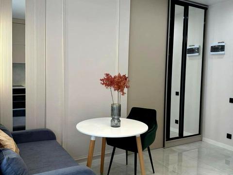 квартира за адресою Олеся Бердника вул., 1-В