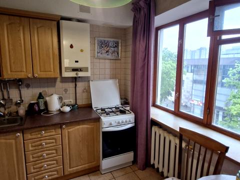 квартира за адресою Отакара Яроша вул., 21