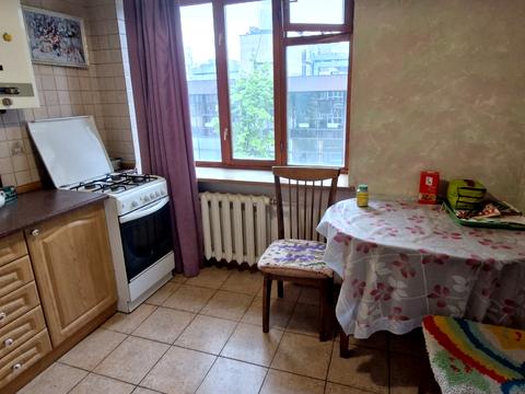квартира за адресою Отакара Яроша вул., 21