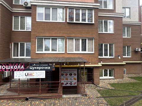 комерційна за адресою Соборна вул., 105/1