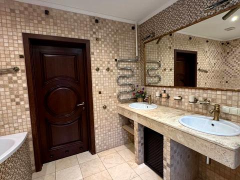 квартира за адресою Київ, Відпочинку вул., 10