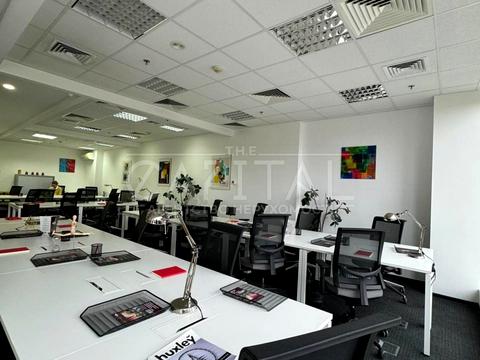 комерційна за адресою Спортивна пл., 1а