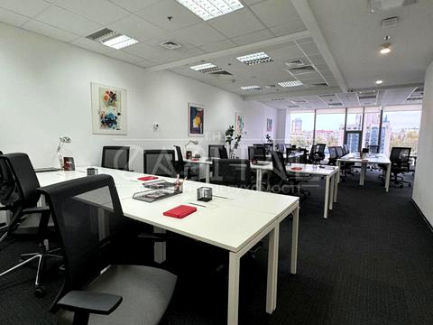 комерційна за адресою Спортивна пл., 1а