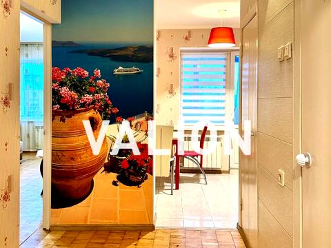 квартира за адресою Академіка Глушкова просп., 18