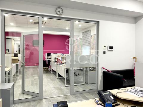 комерційна за адресою Хрещатик вул. (Kreschatic), 15