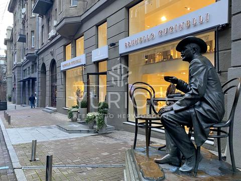 комерційна за адресою Хрещатик вул. (Kreschatic), 15