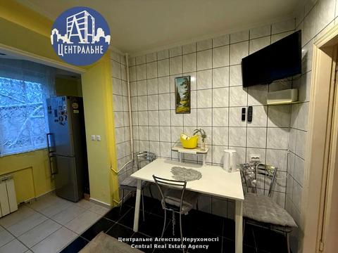 квартира за адресою Героїв Майдану вул. (Червоноармійська), 77