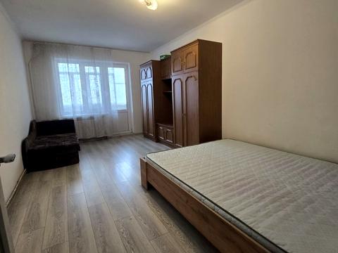 квартира за адресою Гната Хоткевича вул., 63А