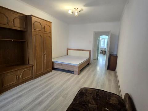 квартира за адресою Гната Хоткевича вул., 63А