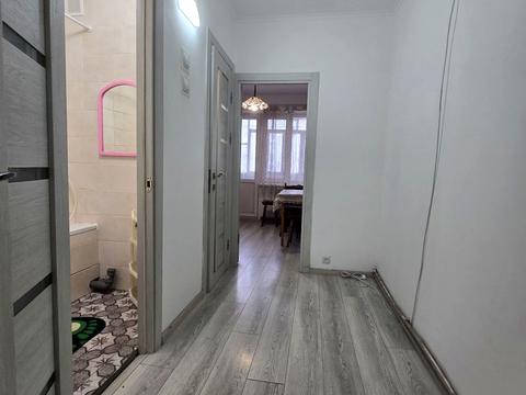 квартира за адресою Гната Хоткевича вул., 63А