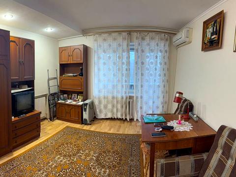 квартира за адресою Тополя 2, 12