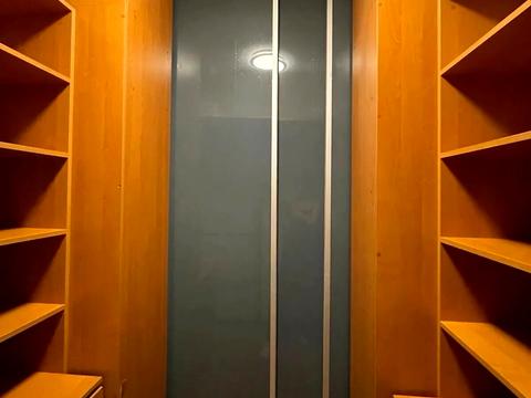 квартира за адресою Мандриківська вул., 136