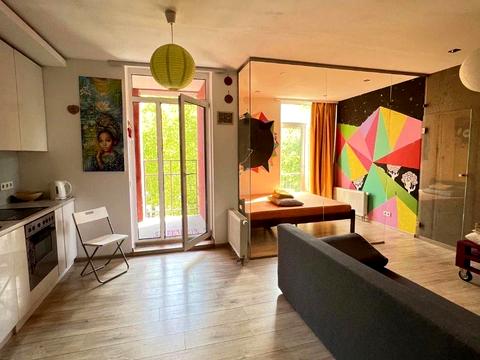 квартира за адресою Регенераторна вул., 4 к1