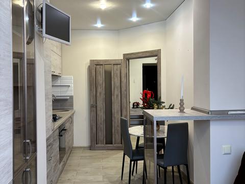 квартира за адресою Абрикосова вул., 7