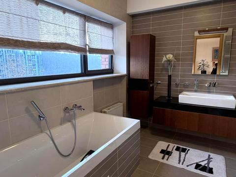 будинок за адресою Редутна вул.