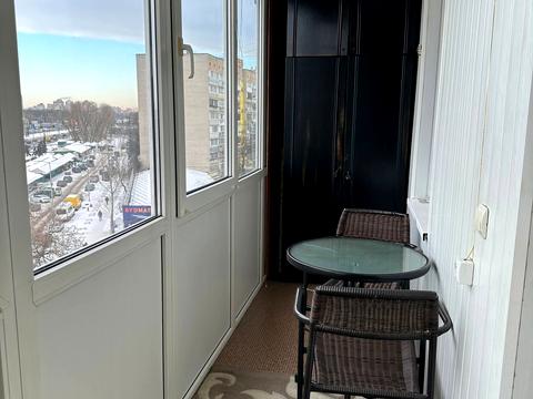 квартира за адресою Зодчих вул., 72