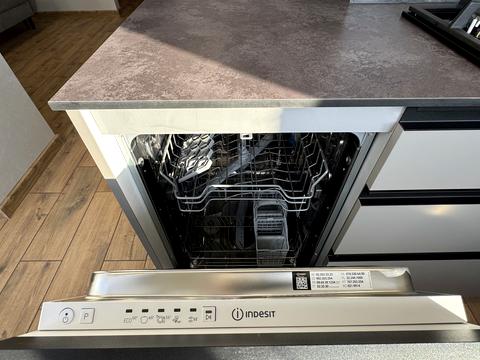 квартира за адресою Театральна вул., 21