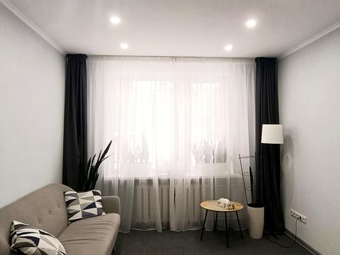 комерційна за адресою Миколи Міхновського бульв. (Дружби народів), 25