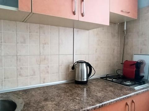 комерційна за адресою Миколи Міхновського бульв. (Дружби народів), 25