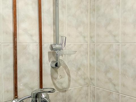 комерційна за адресою Миколи Міхновського бульв. (Дружби народів), 25