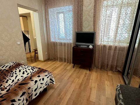 квартира за адресою Базарна вул., 2