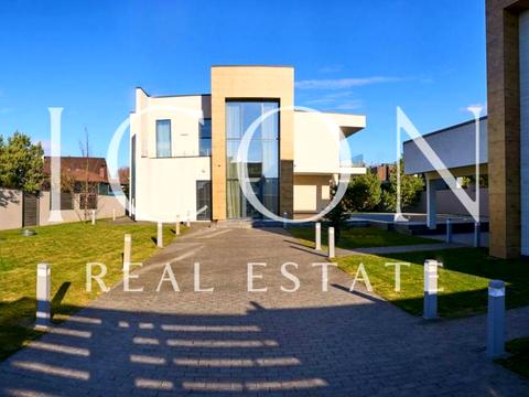 будинок за адресою Абрикосова вул.