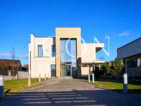 будинок за адресою Абрикосова вул.