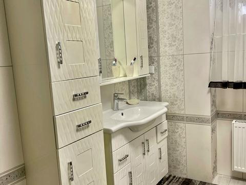 будинок за адресою Щаслива, 26