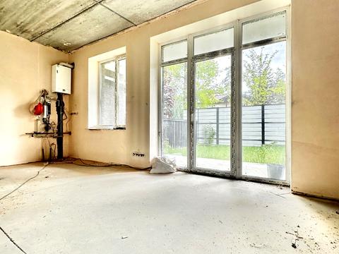 дом по адресу Евгения Коновальца ул.