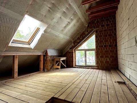 дом по адресу Евгения Коновальца ул.