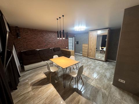 квартира за адресою Драгоманова вул., 8