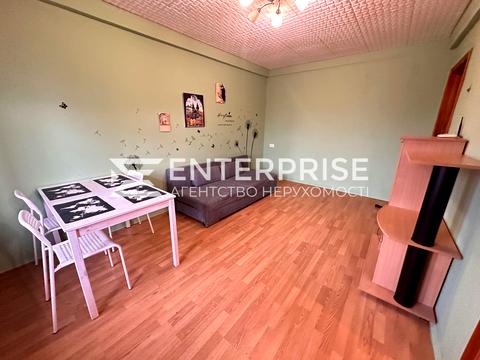 квартира за адресою Зодчих вул., 50-А