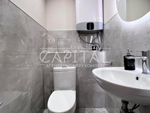 комерційна за адресою Київ, Князів Острозьких вул. (Московська), 41/8