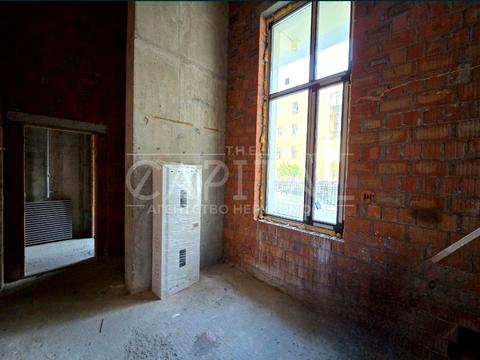 комерційна за адресою Бульварно-Кудрявська вул. (Воровського), 15а