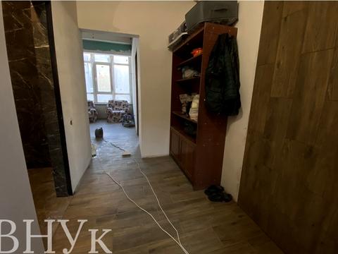 квартира по адресу Парижской Коммуны ул., 4