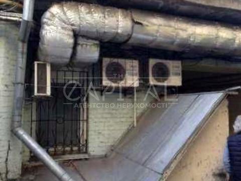 комерційна за адресою Київ, Тулузи вул., 3-Б