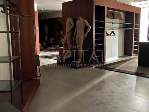 комерційна за адресою Київ, Лесі Українки бульв., 7-Б