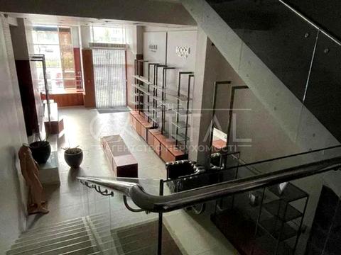 комерційна за адресою Київ, Лесі Українки бульв., 7-Б