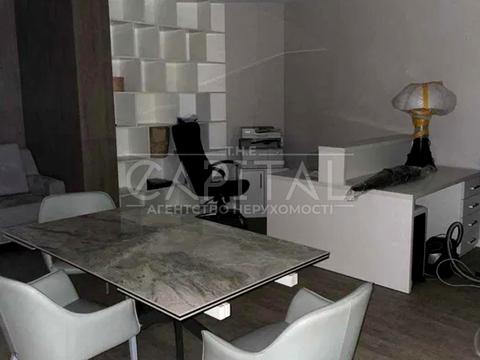 комерційна за адресою Київ, Лесі Українки бульв., 7-Б