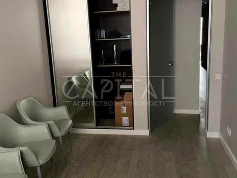 комерційна за адресою Київ, Лесі Українки бульв., 7-Б