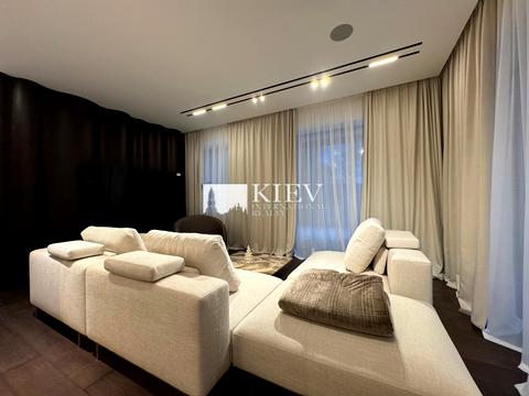 будинок за адресою с. Романків, Лісова вул.