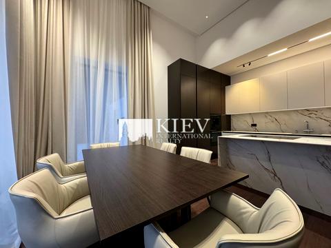 будинок за адресою с. Романків, Лісова вул.