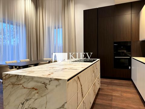 будинок за адресою с. Романків, Лісова вул.