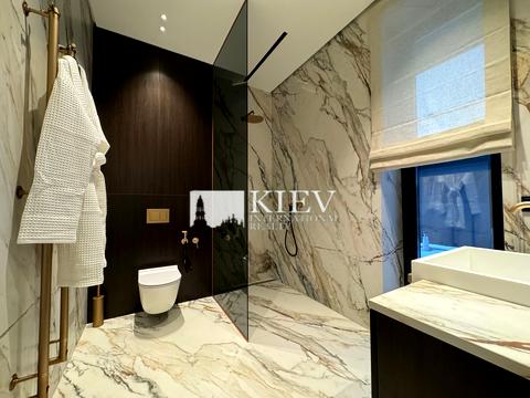 будинок за адресою с. Романків, Лісова вул.