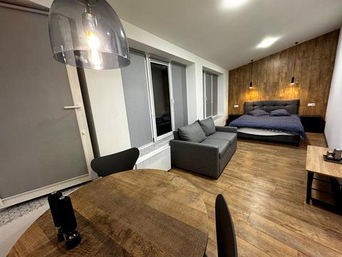 квартира за адресою Машинобудівників вул., 17