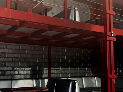 комерційна за адресою Руська вул., 244