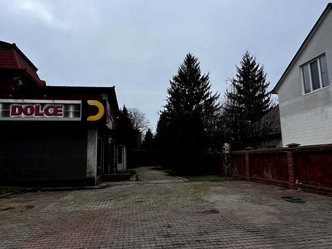 комерційна за адресою Руська вул., 244