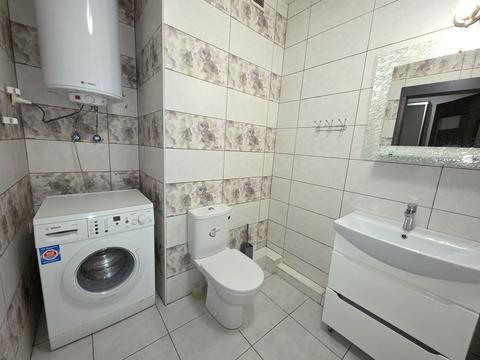 квартира за адресою Сім'ї Кульженків вул. (Петра Дегтяренка), 31-Б