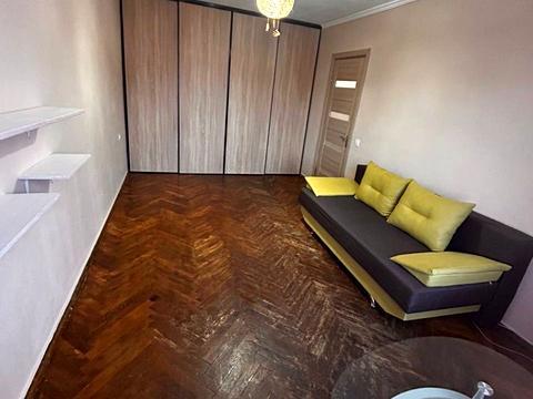 квартира за адресою Леоніда Каденюка просп. (Юрія Гагаріна), 9