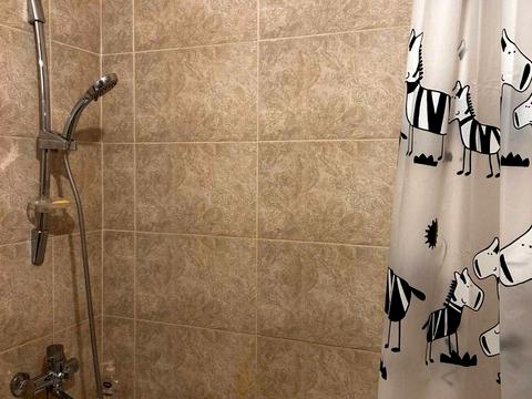 квартира за адресою Леоніда Каденюка просп. (Юрія Гагаріна), 9